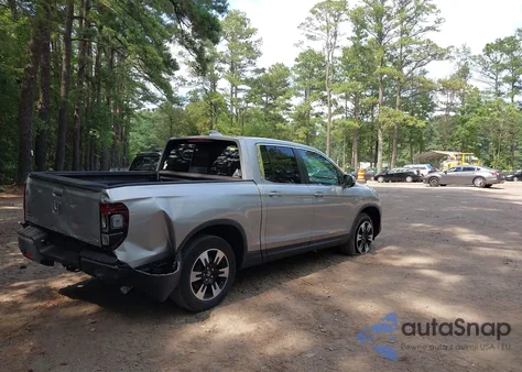 2020 Honda Ridgeline Awd Rtl z USA, uszkodzony, nr VIN 5FPYK3F5XLB031108